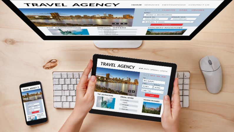 how do travel agencies operate